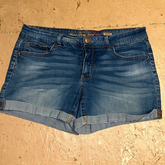 Faded glory, jean shorts 12 - Picture 1 of 4